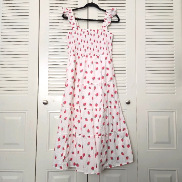 J. Crew Dresses & Skirts - J.Crew Women Smocked Tiered Dress Size M